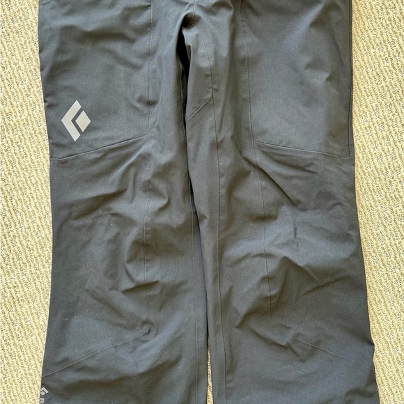 Black Diamond women’s Recon ski pants. Like New. M - Picture 1 of 3